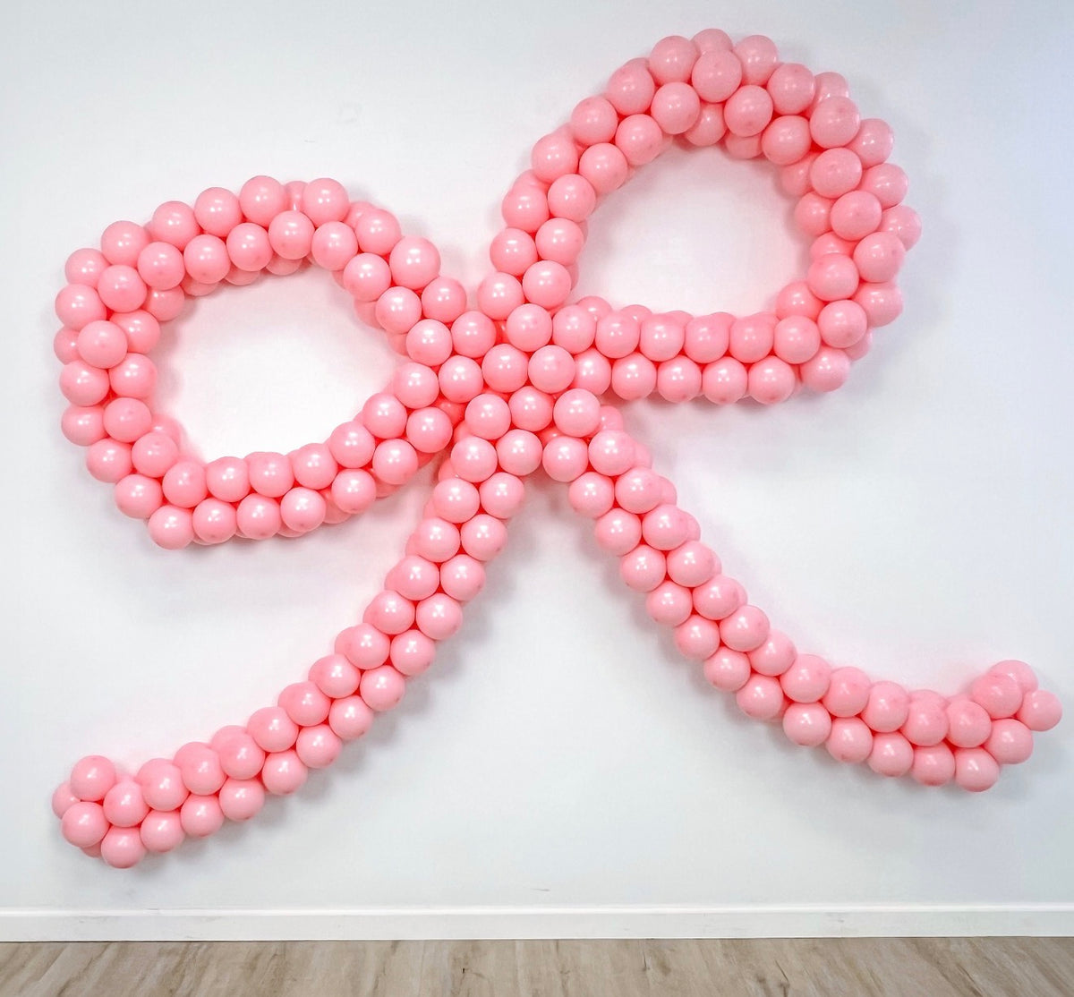 Balloon bow