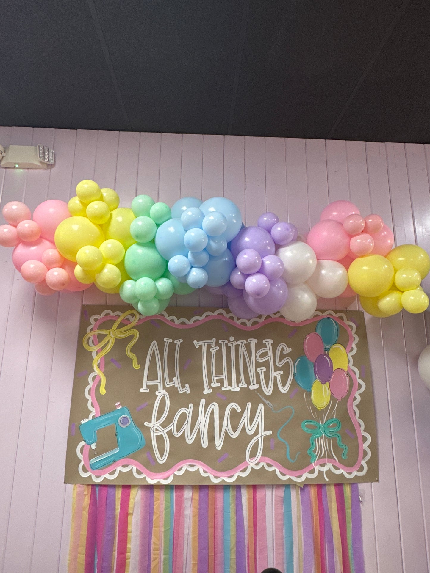 Grab and Go Balloon Garlands
