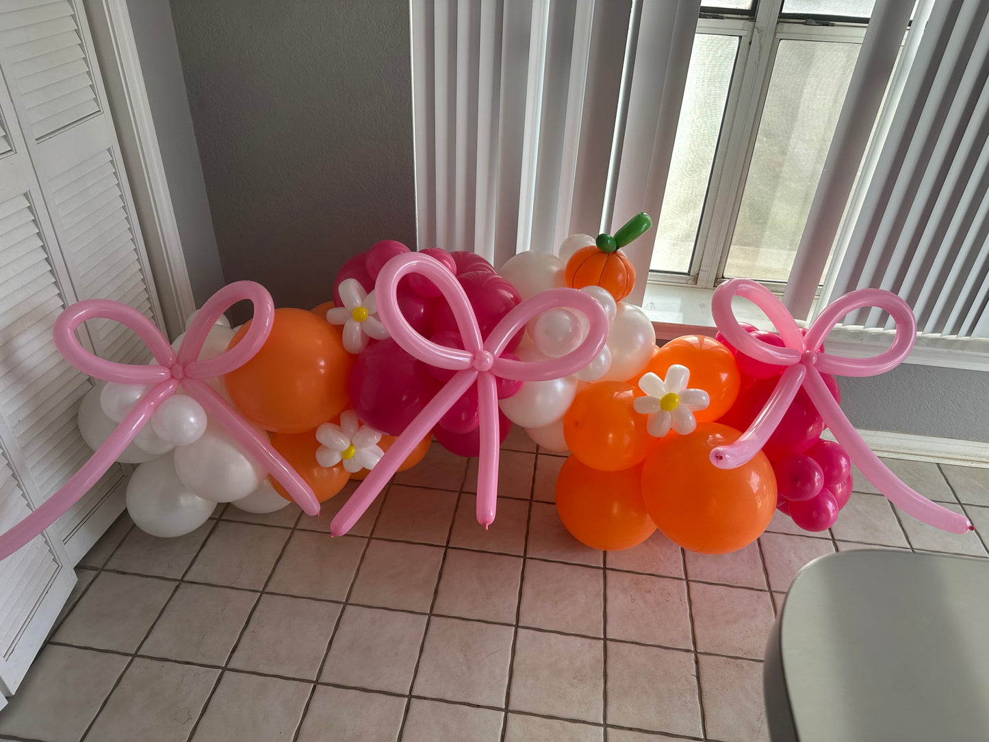 Grab and Go Balloon Garlands